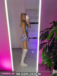 Ana Knoxx Bisexual Blue Eyes Female Slim Body Blonde Teen