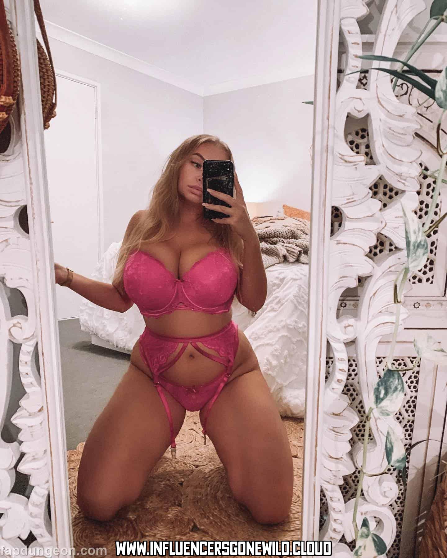 Madisonmclachlan Big Big Boobs Influencer Curvy Body Female